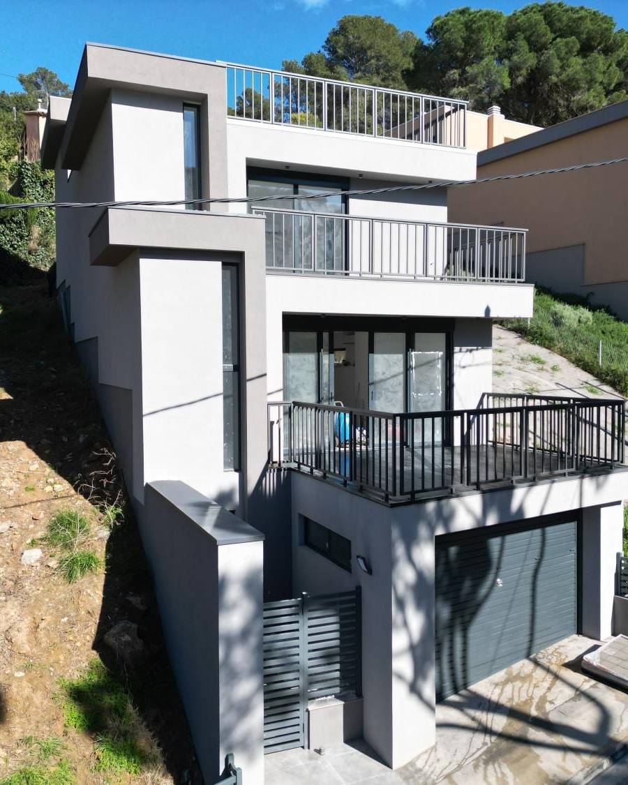 Chalet de 3 dormitorios en Begur — imagen 1