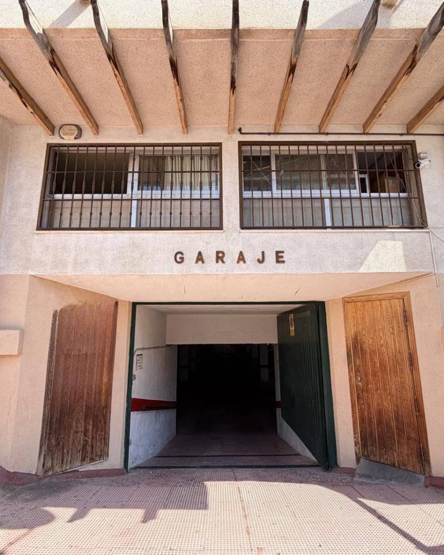 Local comercial en Torrevieja — imagen 2