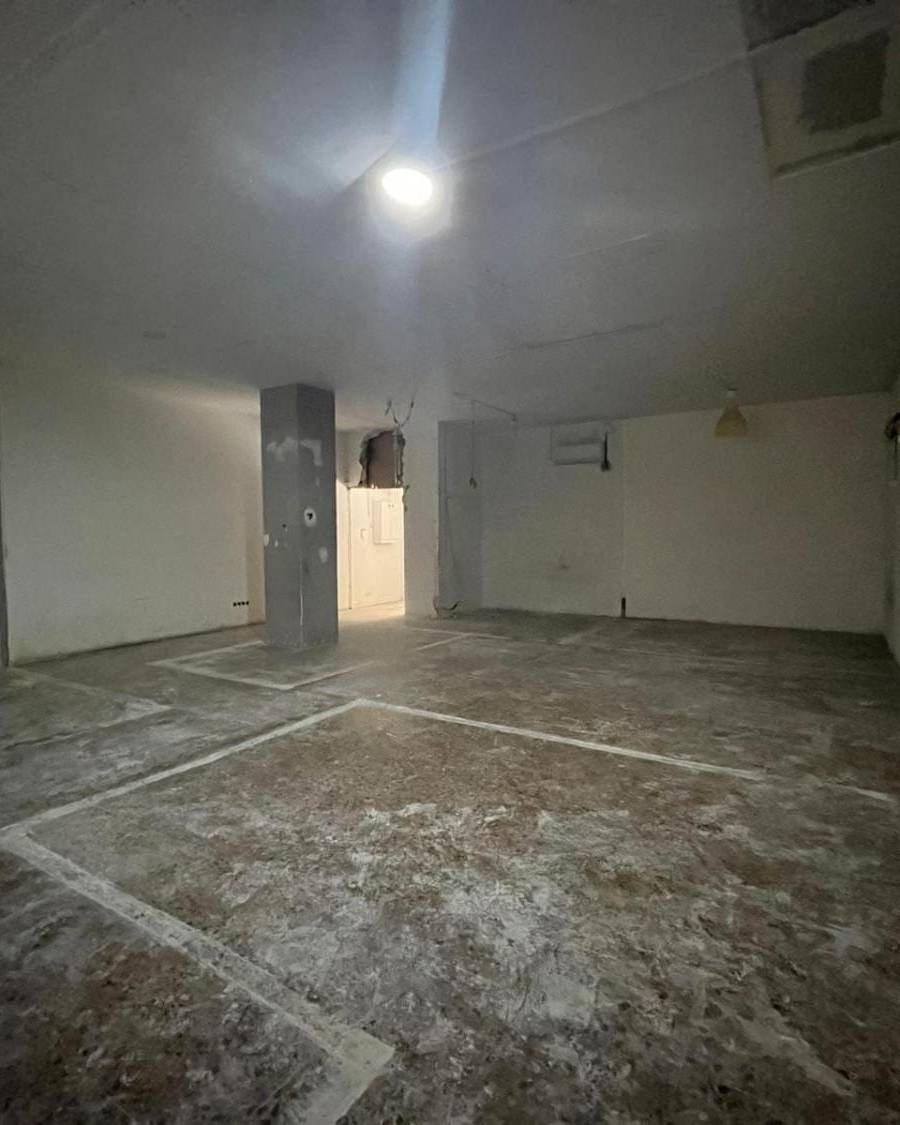 Local comercial en Barcelona — imagen 4