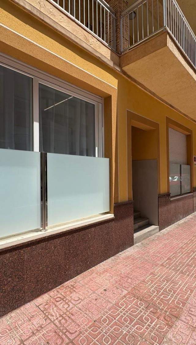 Apartamento de 2 dormitorios en Torrevieja — imagen 2