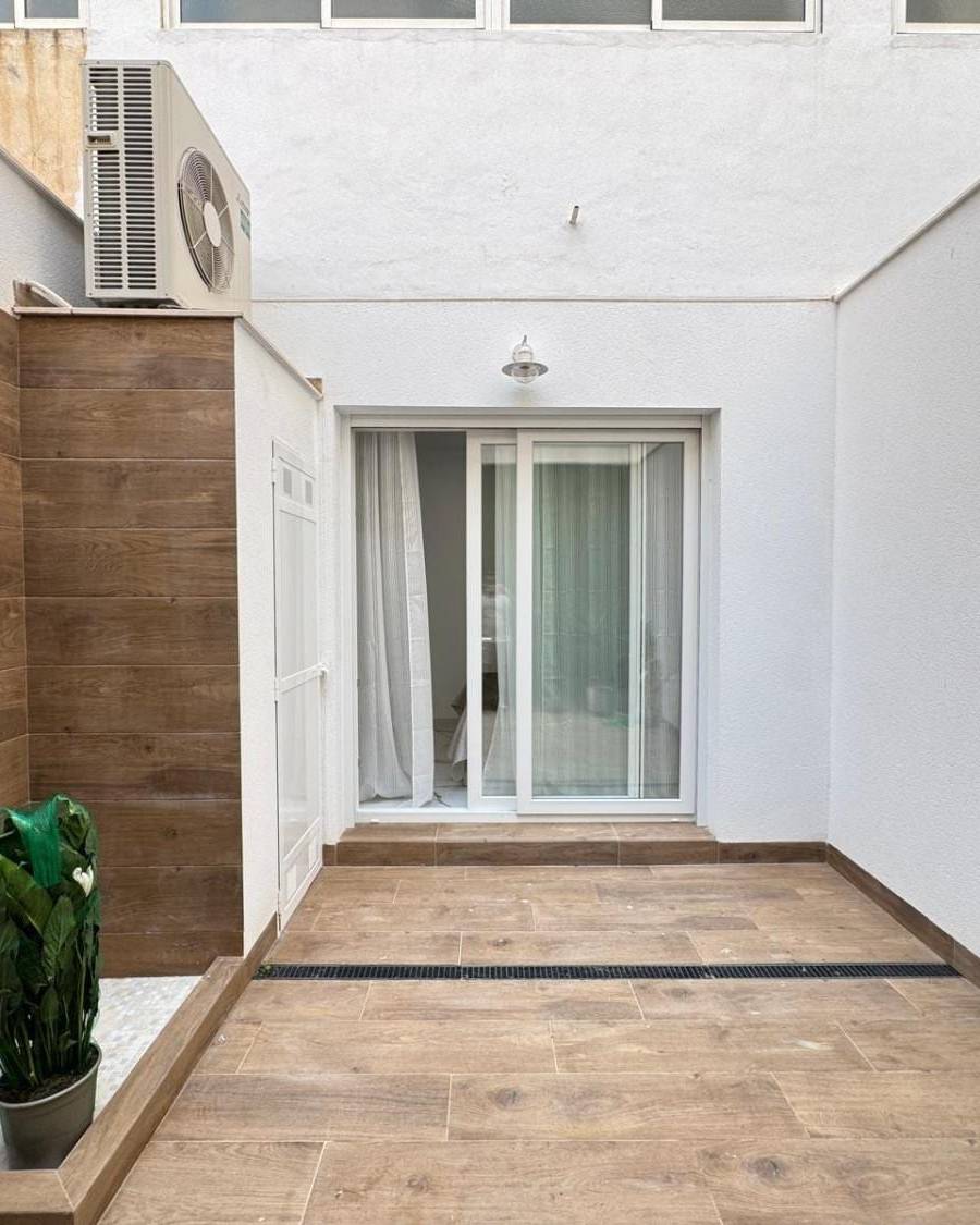 Apartamento de 2 dormitorios en Torrevieja — imagen 19