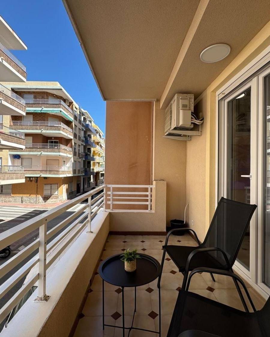 Apartamento de 3 dormitorios en Torrevieja — imagen 14