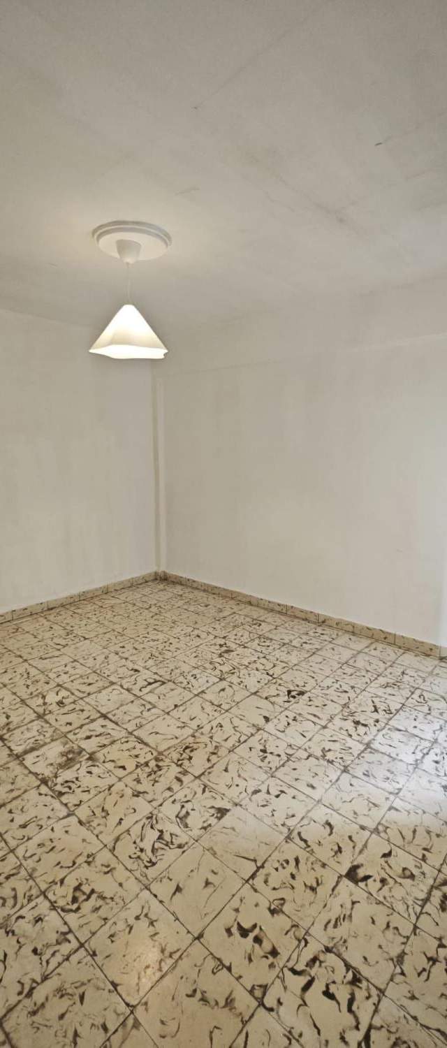 Apartamento de 3 dormitorios en Alzira