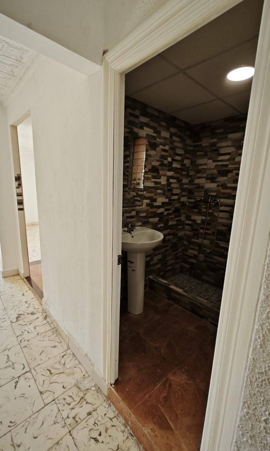 Apartamento de 3 dormitorios en Alzira — imagen 5