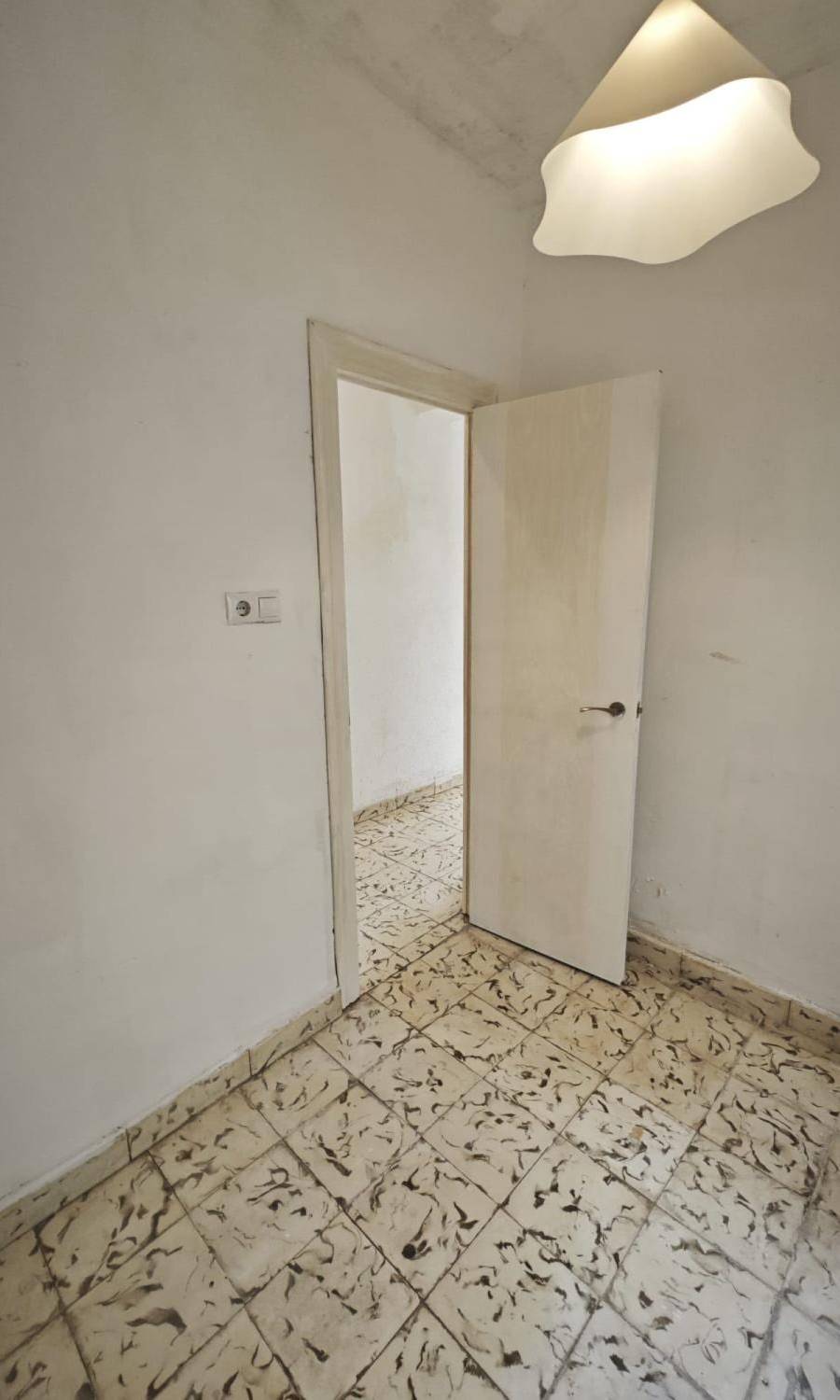 Apartamento de 3 dormitorios en Alzira — imagen 7