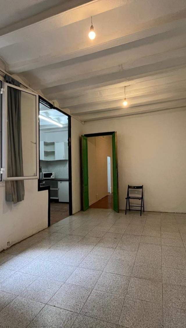 Apartamento de 3 dormitorios en Barcelona — imagen 3