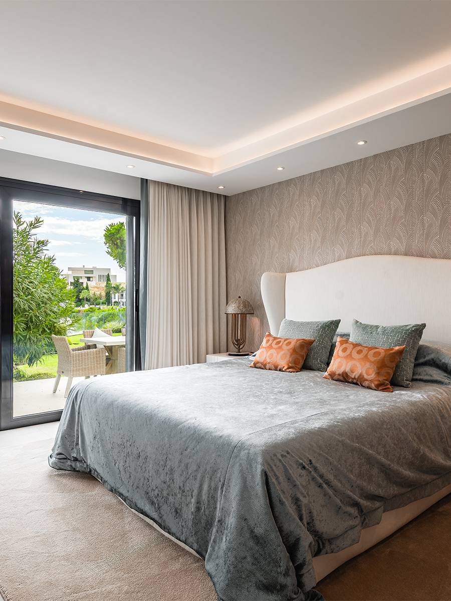 ELEGANTE VILLA TOTALMENTE REFORMADA CON CASA DE INVITADOS Y VISTAS PANORÁMICAS EN EL MADROÑAL - MALAGA — imagen 9