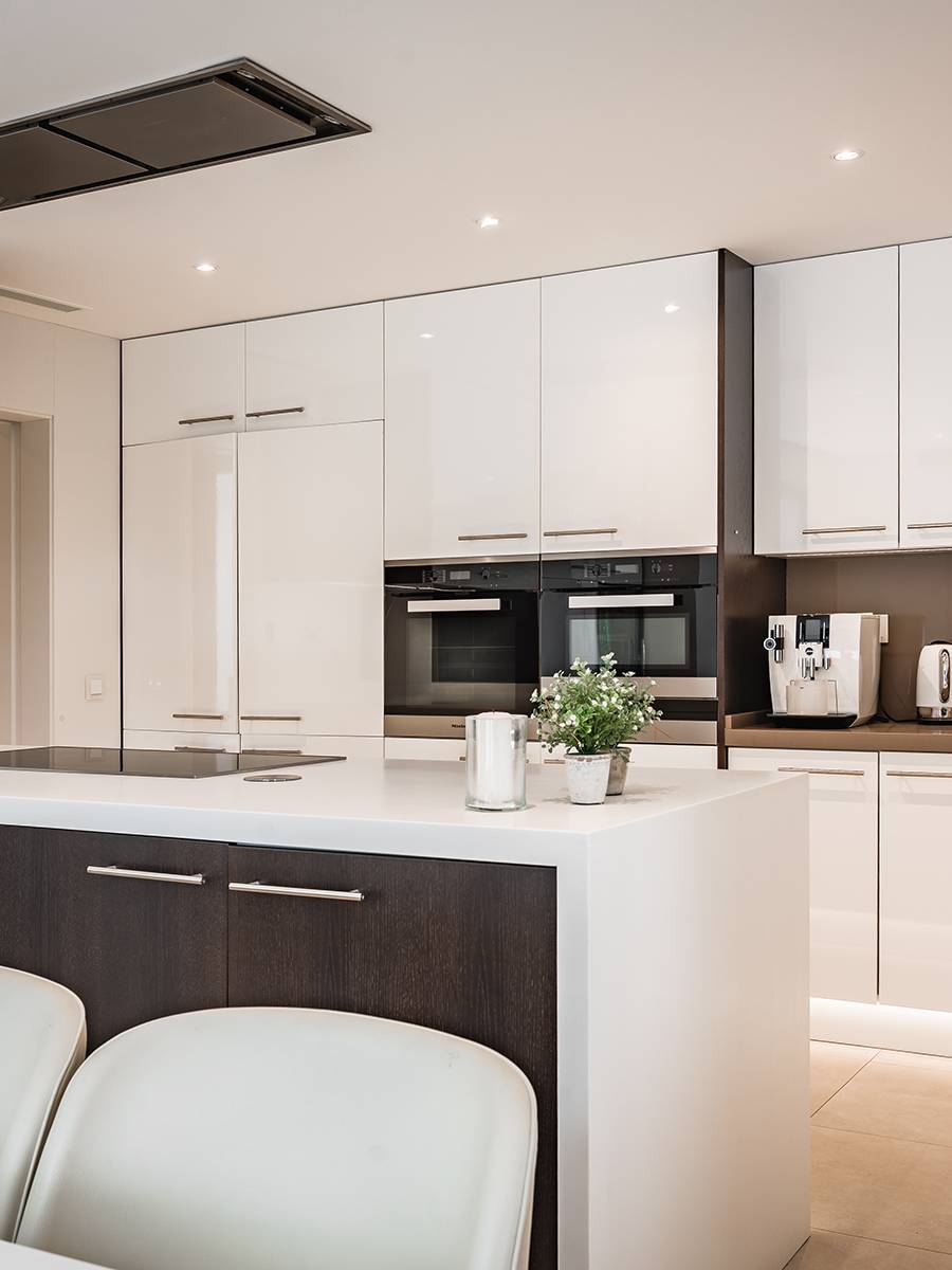 ELEGANTE VILLA TOTALMENTE REFORMADA CON CASA DE INVITADOS Y VISTAS PANORÁMICAS EN EL MADROÑAL - MALAGA — imagen 10