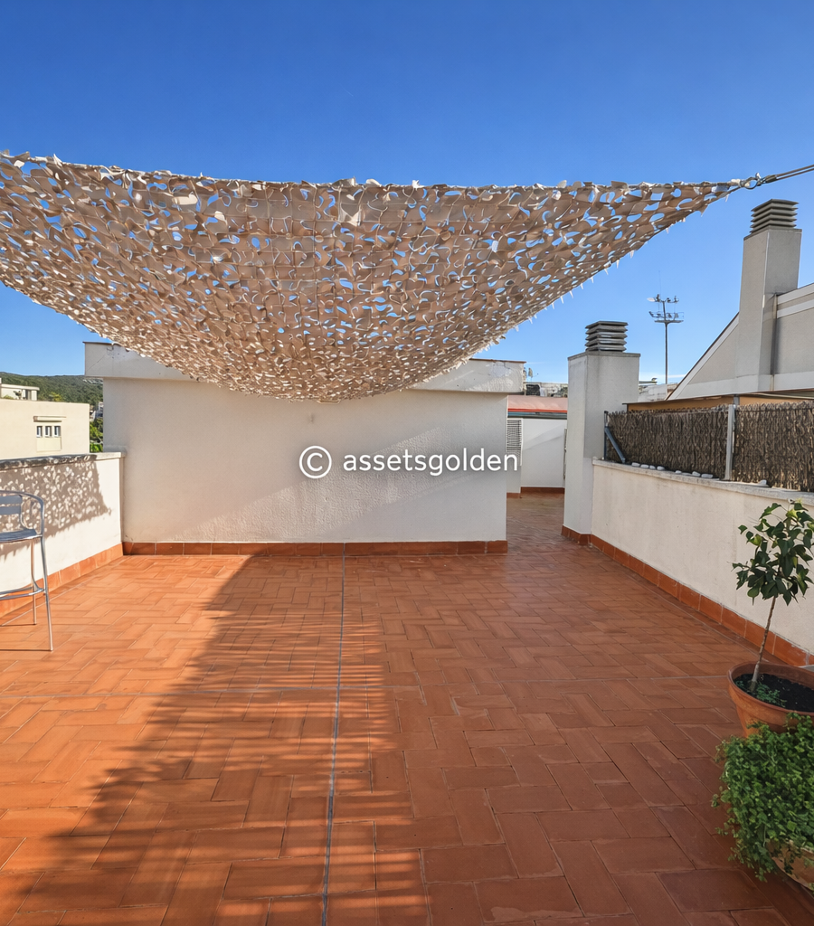 ATICO DUPLEX DE LUJO CON TERRAZA PRIVADA EN SITGES — imagen 8