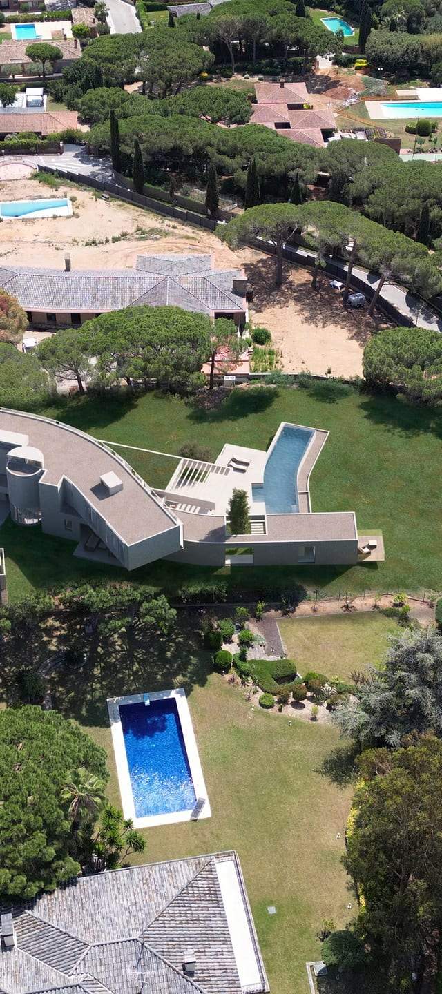PROYECTO LLAVE EN MANO DE CASA DE LUJO — imagen 3