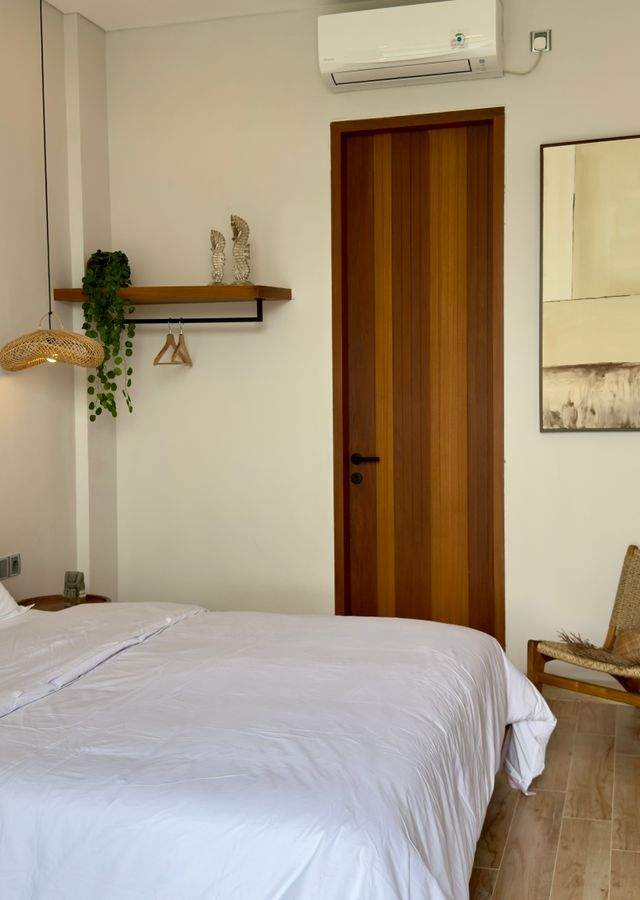 Villa moderna de 3 dormitorios a estrenar con vistas a los arrozales – Canggu, Bali — imagen 4