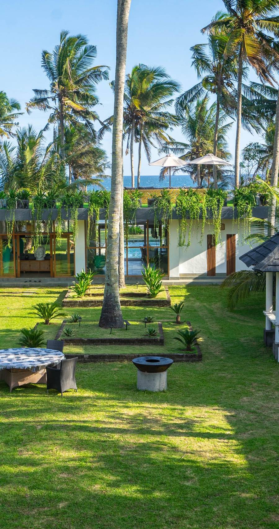 Auténtica Villa Freehold de 6 Dormitorios Frente al Mar en Jembrana — imagen 29