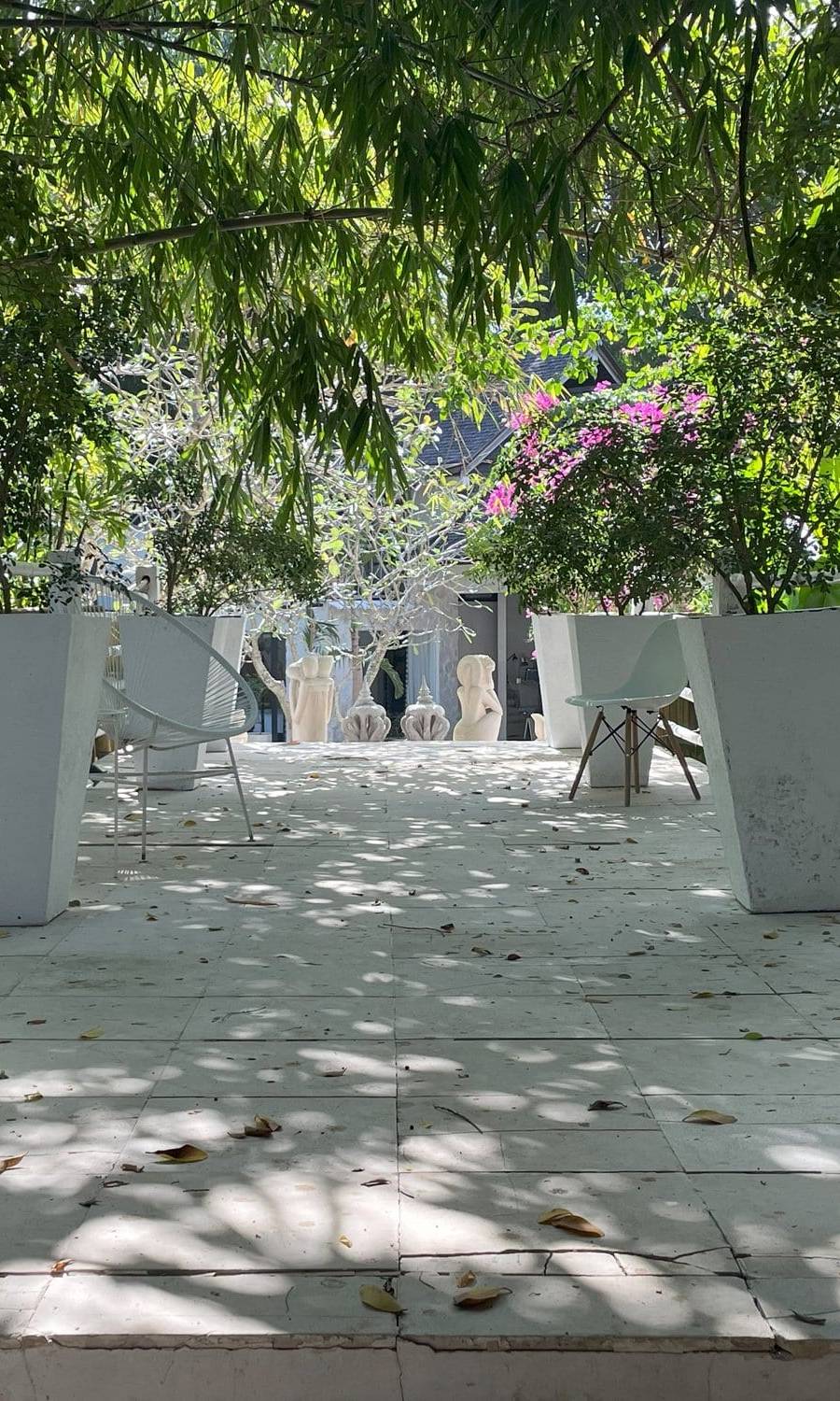 Refugio Tranquilo a Orillas del Río: Tres Villas en el Corazón de Canggu — imagen 7