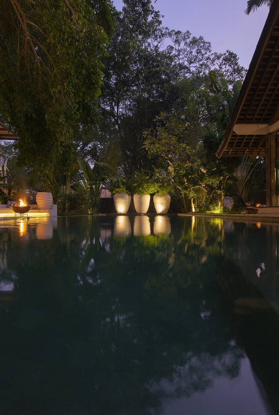 Refugio Tranquilo a Orillas del Río: Tres Villas en el Corazón de Canggu — imagen 36