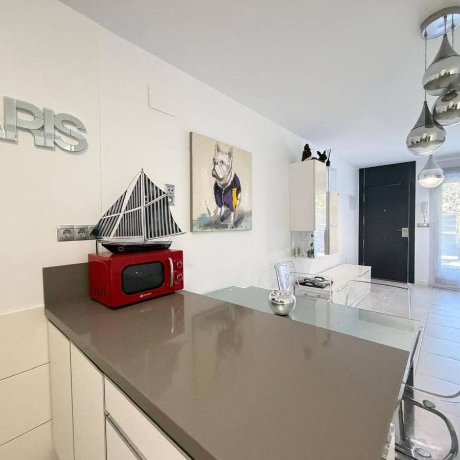 APARTAMENTO CON TERRAZA PROPIA EN CAMPOAMOR — imagen 14