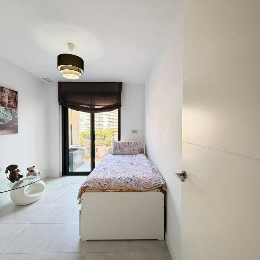 APARTAMENTO CON TERRAZA PROPIA EN CAMPOAMOR — imagen 26